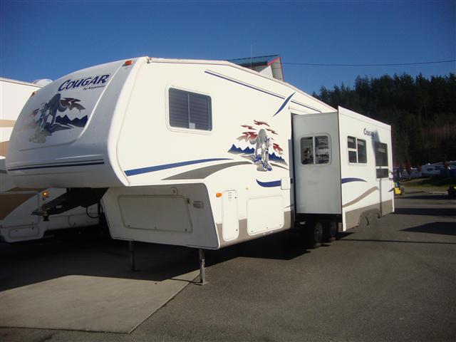 Used 2005 Keystone Cougar 278RKS Fifth Wheel For Sale